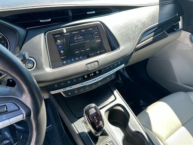 used 2022 Cadillac XT4 car, priced at $25,990
