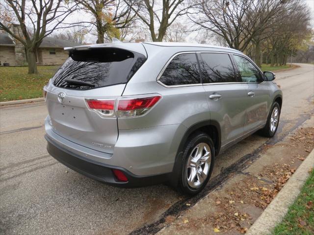 used 2015 Toyota Highlander car, priced at $19,977