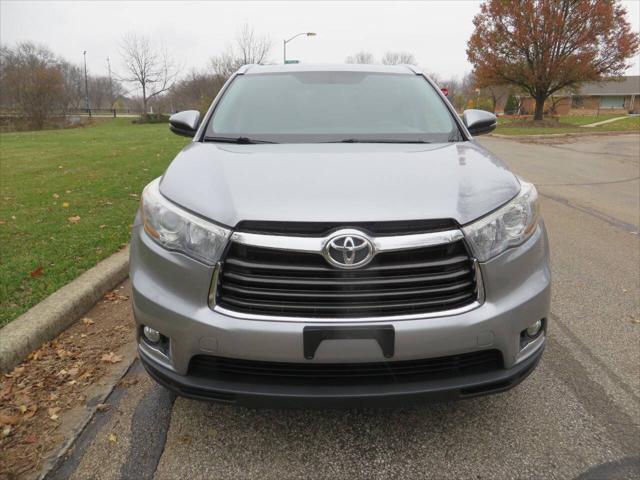 used 2015 Toyota Highlander car, priced at $19,977