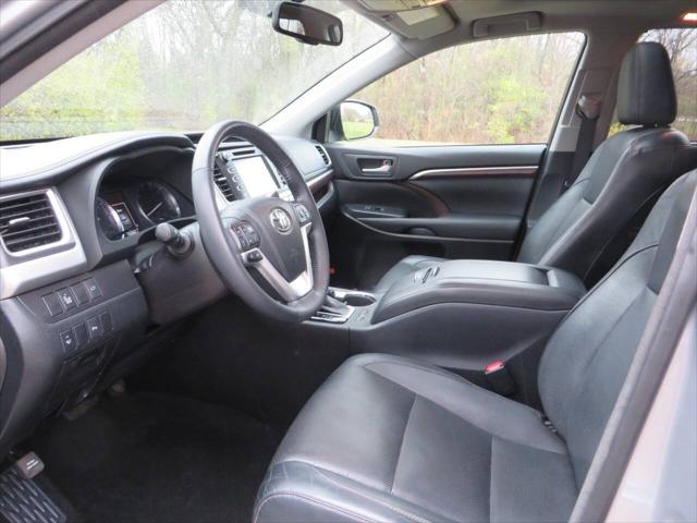 used 2015 Toyota Highlander car, priced at $19,977