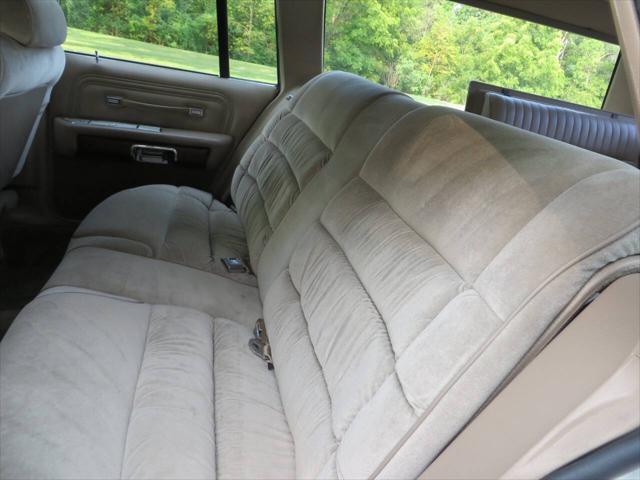 used 1989 Mercury Grand Marquis car, priced at $12,977