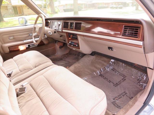 used 1989 Mercury Grand Marquis car, priced at $12,977