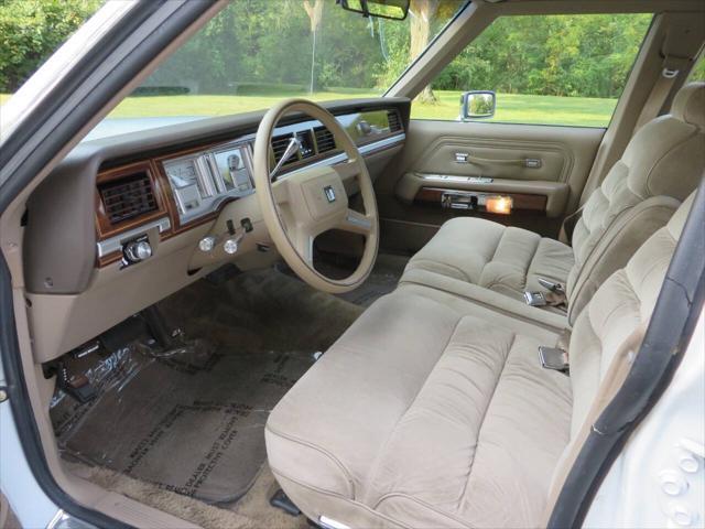 used 1989 Mercury Grand Marquis car, priced at $12,977