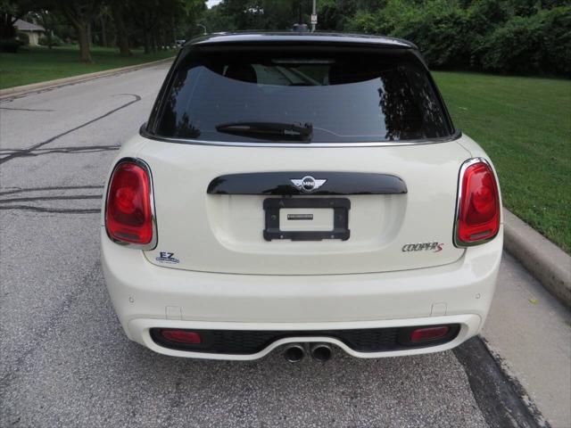 used 2018 MINI Hardtop car, priced at $17,477