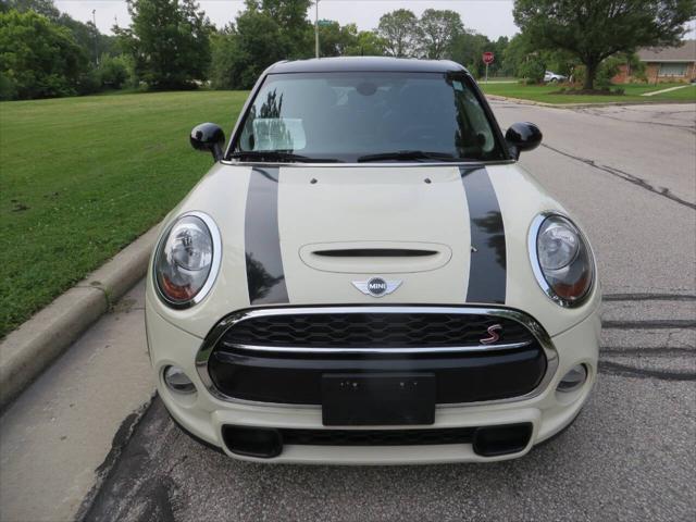 used 2018 MINI Hardtop car, priced at $17,477