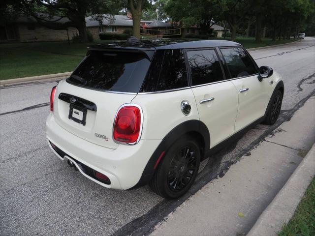 used 2018 MINI Hardtop car, priced at $17,477