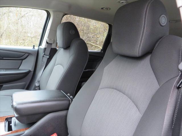 used 2014 Chevrolet Traverse car, priced at $10,977