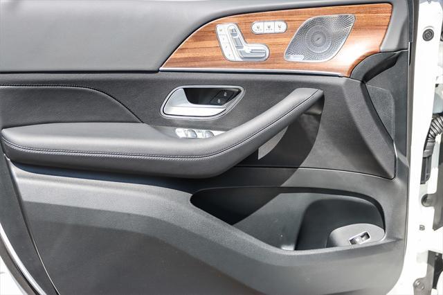 new 2025 Mercedes-Benz GLE 350 car, priced at $71,410