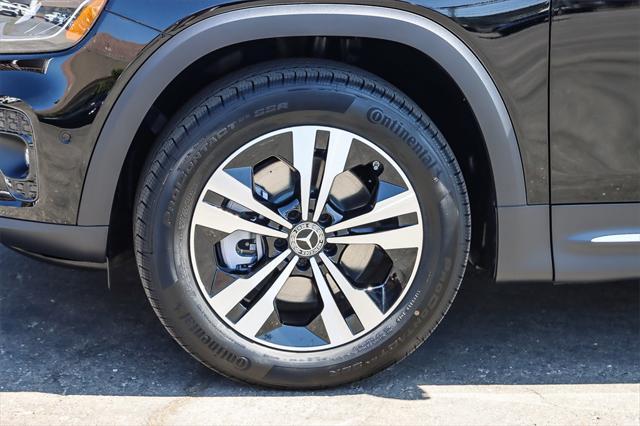 new 2025 Mercedes-Benz GLB 250 car, priced at $47,720