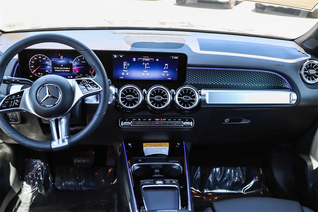 new 2025 Mercedes-Benz GLB 250 car, priced at $47,720