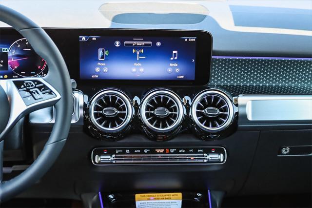 new 2025 Mercedes-Benz GLB 250 car, priced at $47,720
