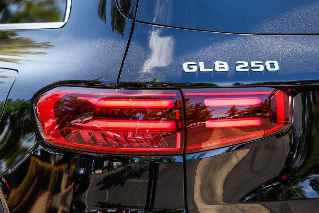 used 2025 Mercedes-Benz GLB 250 car, priced at $38,995