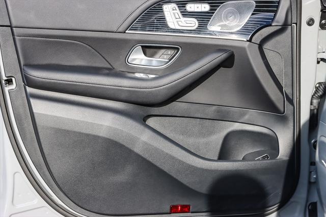 new 2025 Mercedes-Benz GLE 350 car, priced at $79,290