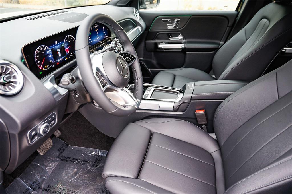 new 2026 Mercedes-Benz GLB 250 car, priced at $50,290