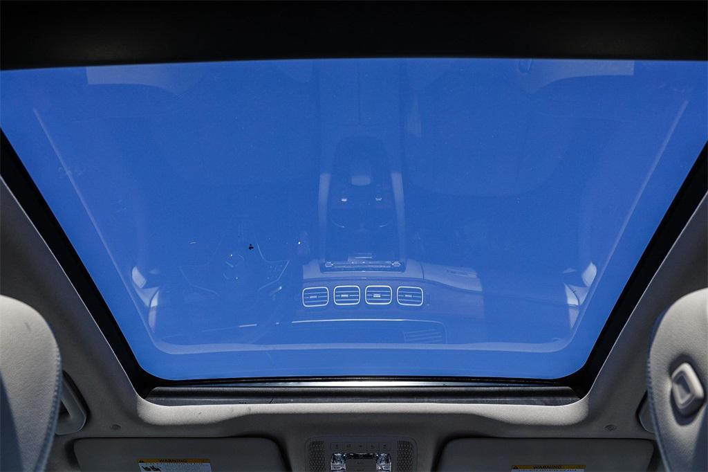 new 2025 Mercedes-Benz GLE 350 car, priced at $72,855
