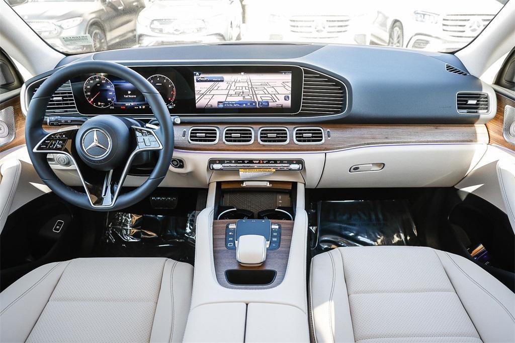 new 2025 Mercedes-Benz GLE 350 car, priced at $72,855