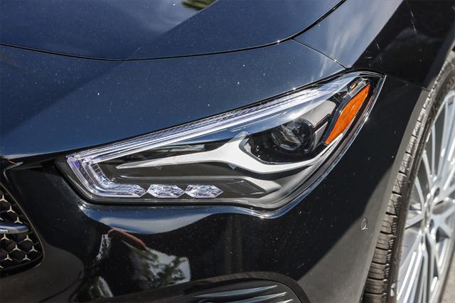 new 2025 Mercedes-Benz CLA 250 car, priced at $46,570