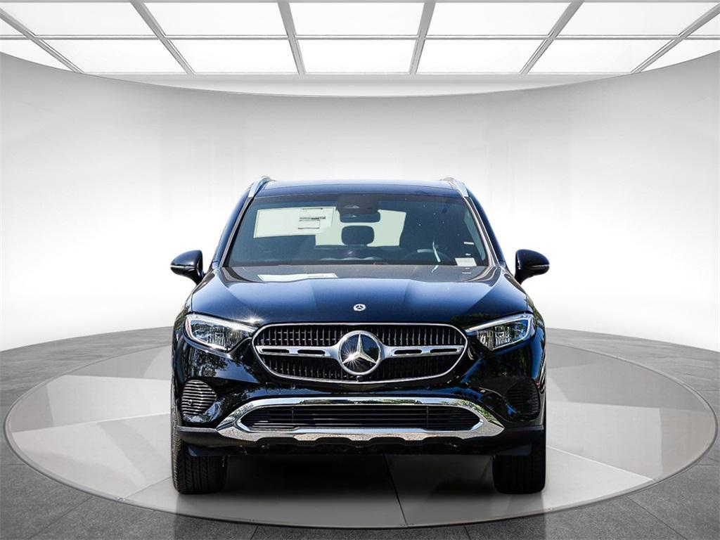 new 2025 Mercedes-Benz GLC 300 car, priced at $53,075