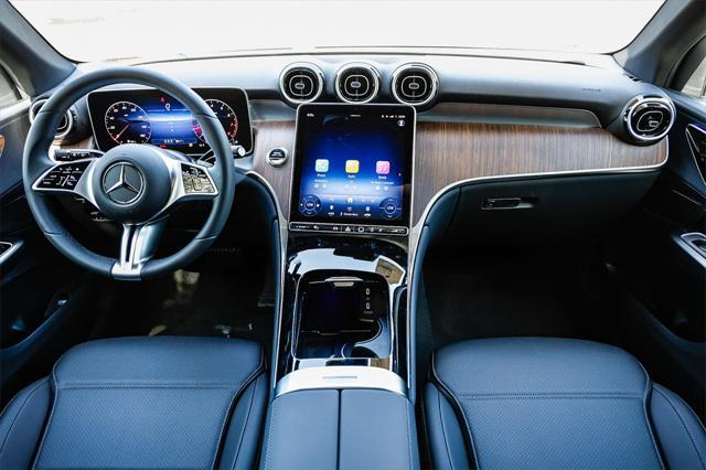 new 2025 Mercedes-Benz GLC 300 car, priced at $53,075