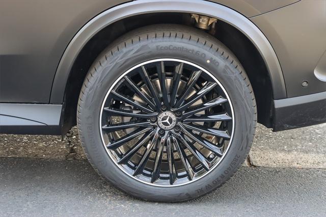 new 2025 Mercedes-Benz GLC 300 car, priced at $65,555