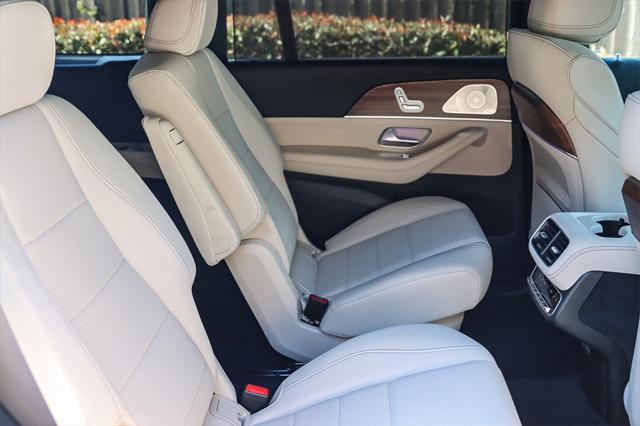 new 2025 Mercedes-Benz GLS 450 car, priced at $103,505
