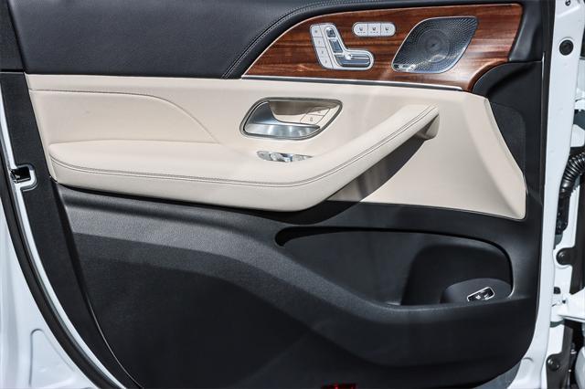 new 2025 Mercedes-Benz GLS 450 car, priced at $103,505