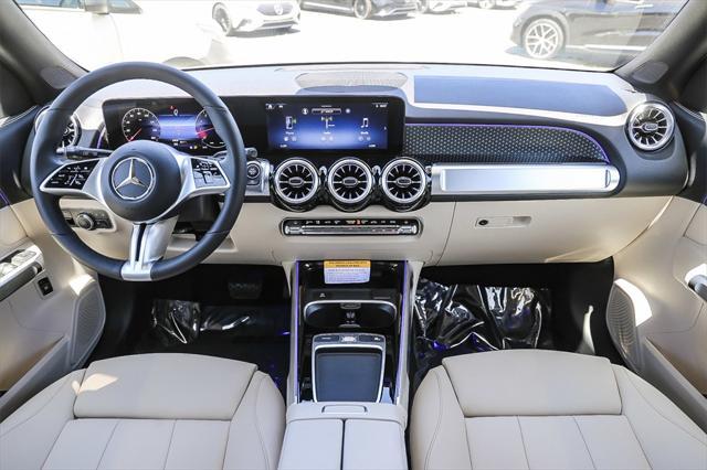 new 2024 Mercedes-Benz GLB 250 car, priced at $48,620