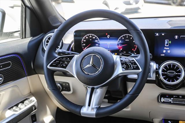 new 2024 Mercedes-Benz GLB 250 car, priced at $48,620