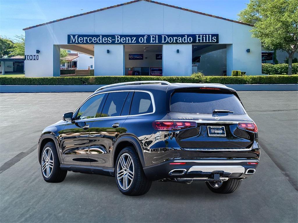 new 2024 Mercedes-Benz GLS 450 car