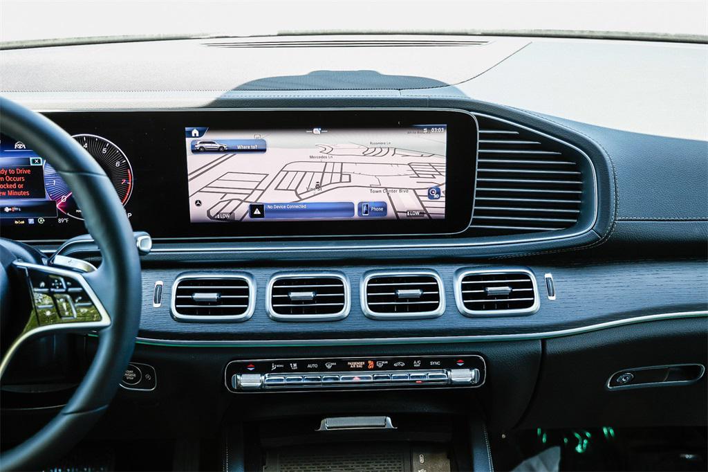 new 2024 Mercedes-Benz GLS 450 car