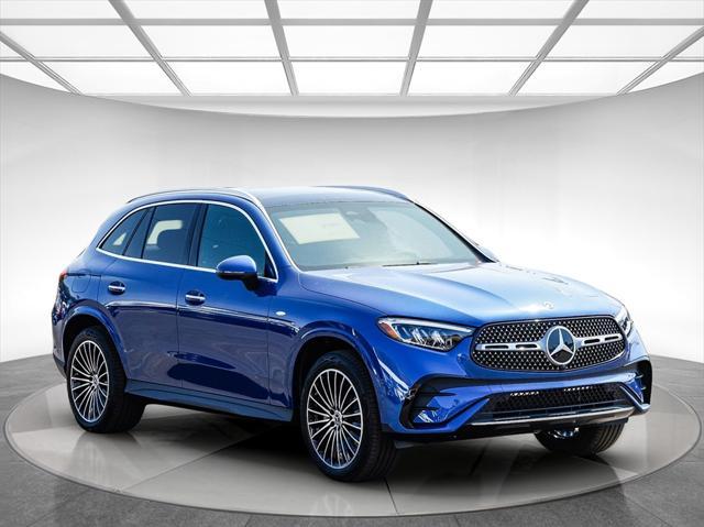 new 2025 Mercedes-Benz GLC 350e car, priced at $68,305