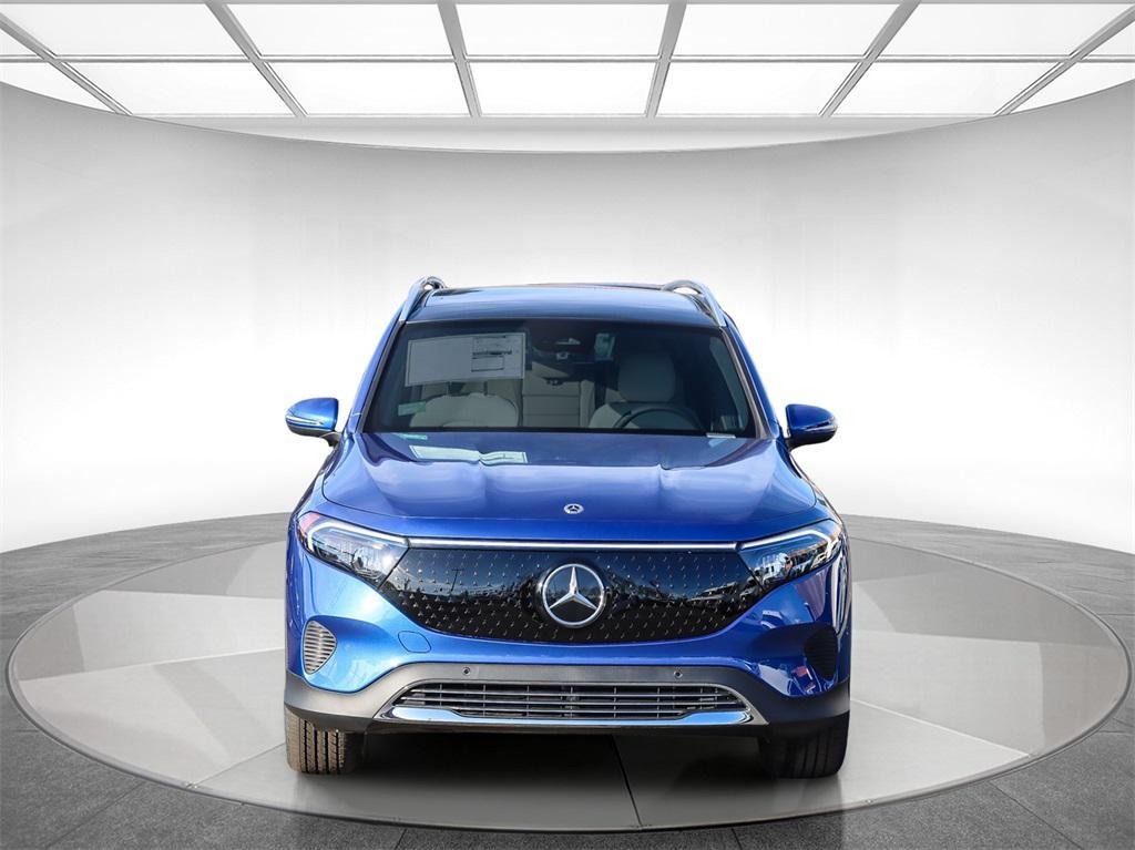 new 2024 Mercedes-Benz EQB 300 car, priced at $62,795