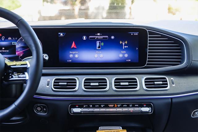 new 2025 Mercedes-Benz GLS 580 car, priced at $118,210