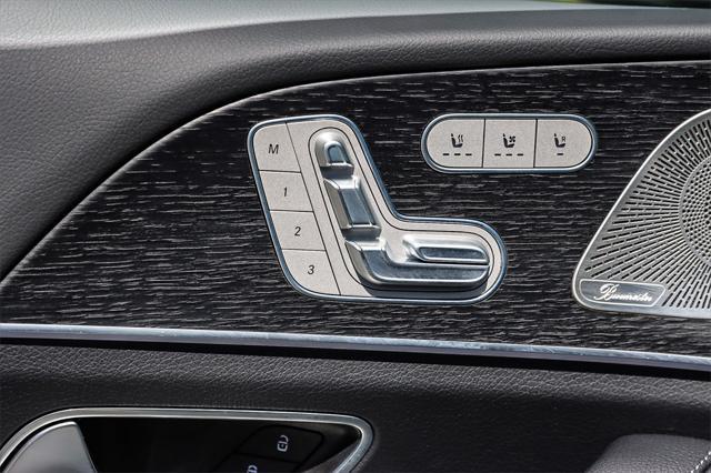 new 2025 Mercedes-Benz GLS 580 car, priced at $118,210