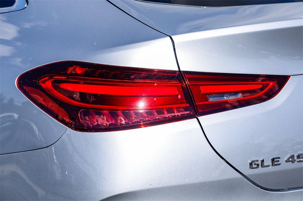 new 2026 Mercedes-Benz GLE 450 car, priced at $81,215