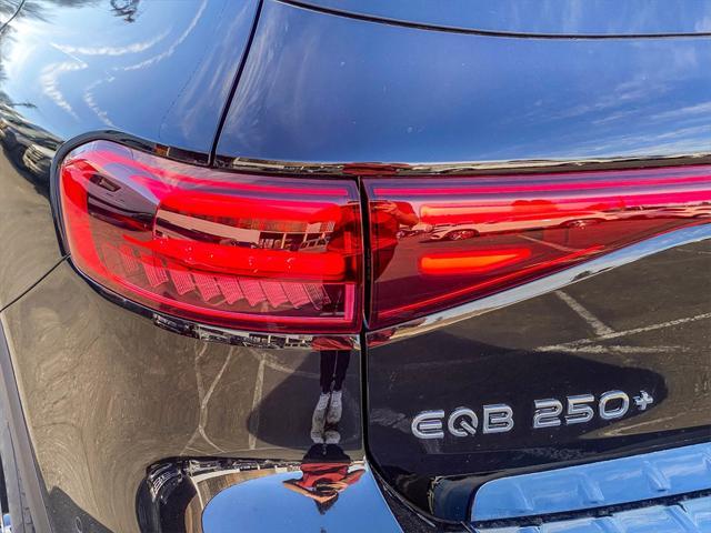 new 2024 Mercedes-Benz EQB 250 car, priced at $61,625