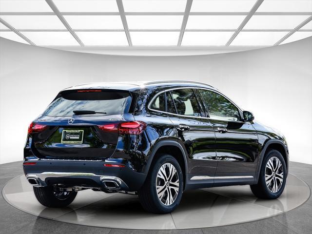 new 2025 Mercedes-Benz GLA 250 car, priced at $47,295