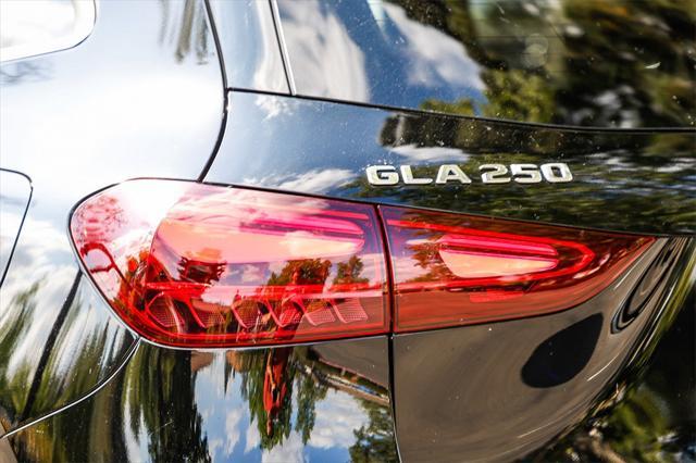 new 2025 Mercedes-Benz GLA 250 car, priced at $47,295