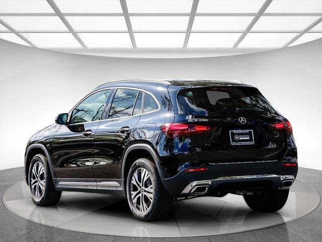 new 2025 Mercedes-Benz GLA 250 car, priced at $47,295
