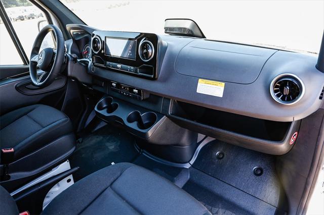 new 2025 Mercedes-Benz Sprinter 2500 car, priced at $64,626