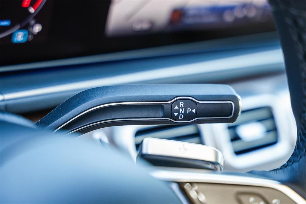 new 2025 Mercedes-Benz GLE 350 car, priced at $70,965