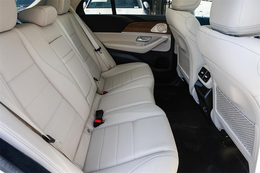 new 2025 Mercedes-Benz GLE 350 car, priced at $70,965
