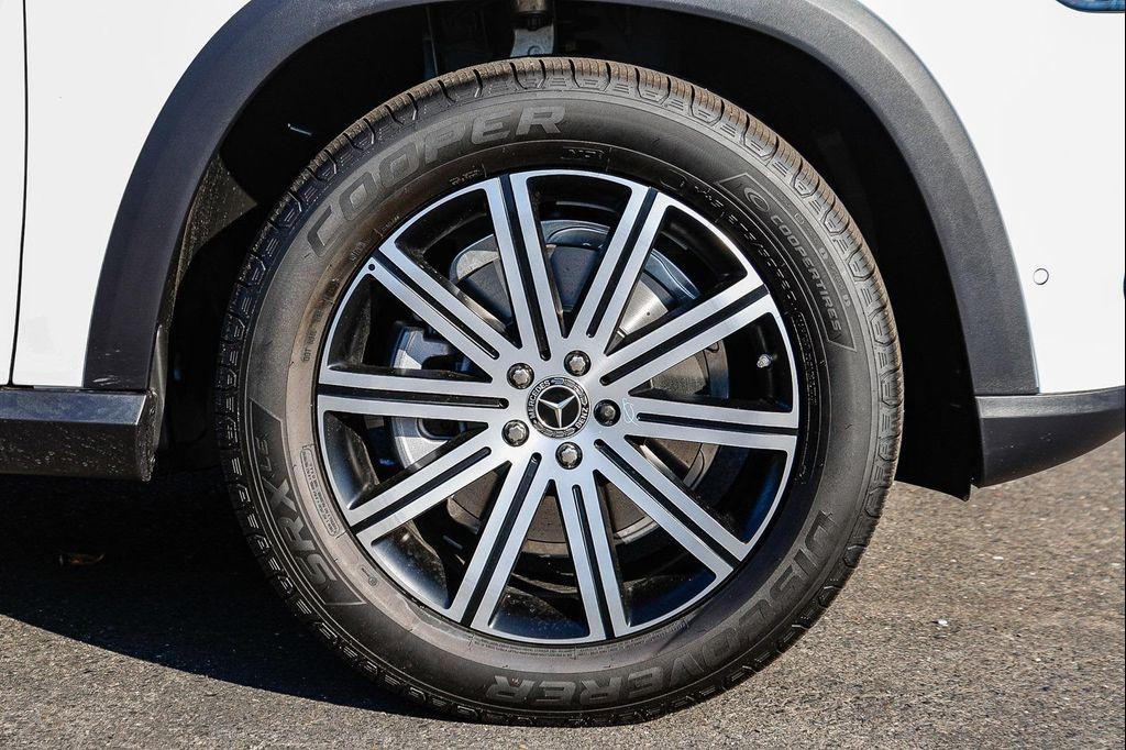 new 2026 Mercedes-Benz GLE 350 car, priced at $69,215