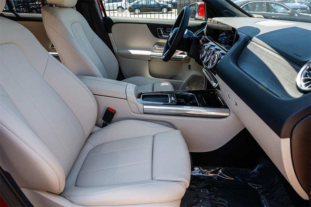 new 2026 Mercedes-Benz GLA 250 car, priced at $49,440