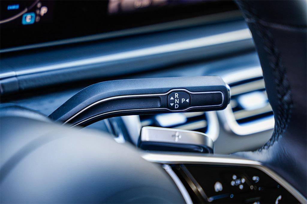 new 2026 Mercedes-Benz GLE 450 car, priced at $84,265