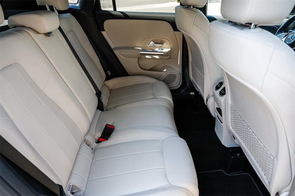 used 2025 Mercedes-Benz GLA 250 car, priced at $32,300