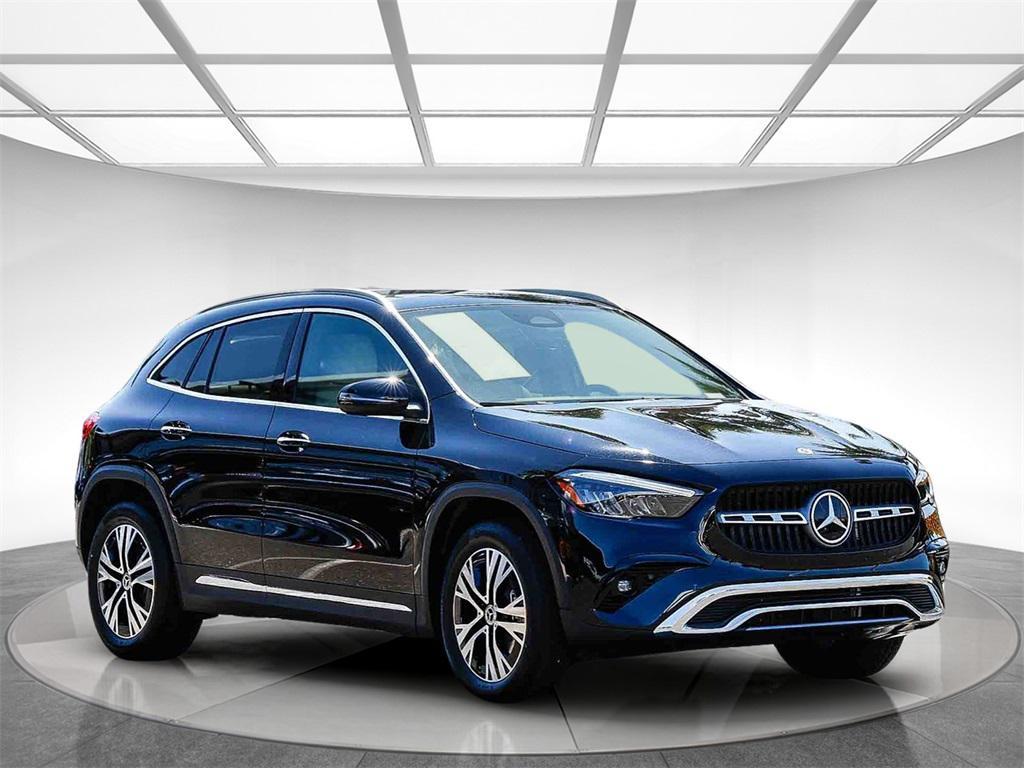 used 2025 Mercedes-Benz GLA 250 car, priced at $32,300