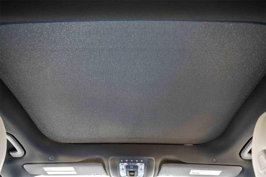 used 2025 Mercedes-Benz GLA 250 car, priced at $32,300