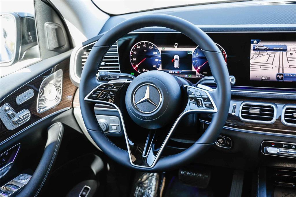 new 2026 Mercedes-Benz GLE 450 car, priced at $78,225