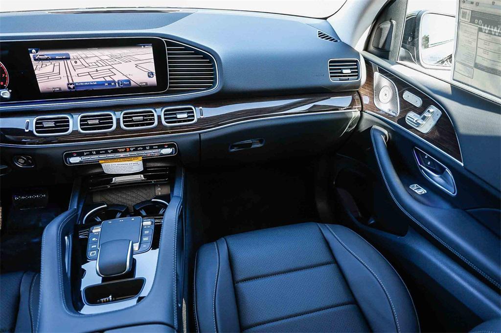 new 2026 Mercedes-Benz GLE 450 car, priced at $78,225